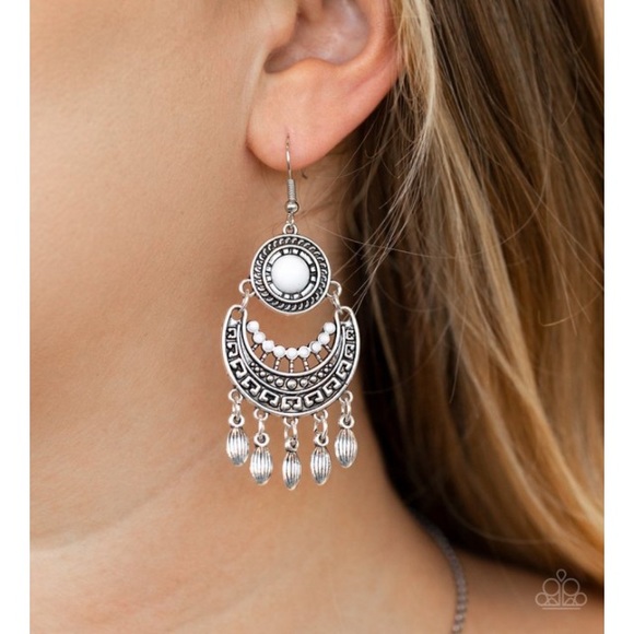 Beautiful hypoallergenic earrings - Picture 4 of 8